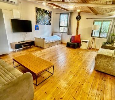 Menashe House | Tzimmer B'Kfar הצימר בכפר