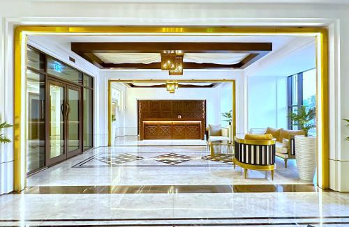 Umm Suqeim 3 Apartment | Ultra Luxury Flat with Amazing Pool Near to Burj