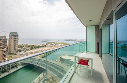 Dubai Marina Apartment | Ultra modern 1BD in Damac Heights Marina