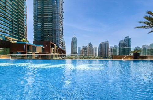 Dubai Marina Apartment | Ultra modern 1BD in Damac Heights Marina