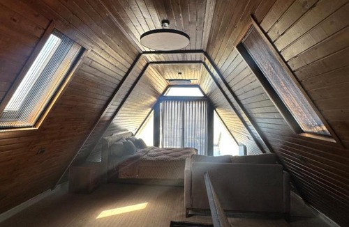 Suwailih Ski Chalet | Umm Aljulud Cottages 02