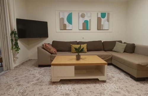 Qatsrin House | Under the Stars of the Golan