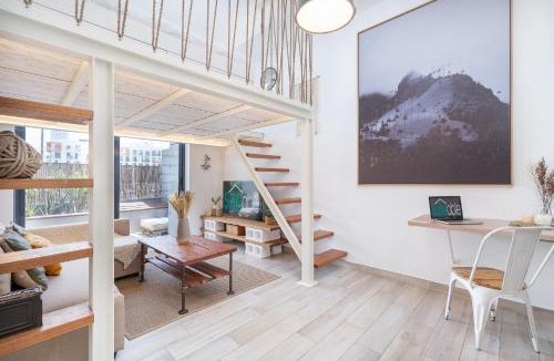 Jumeirah Village Circle Apartment | Unique loft with smart working station