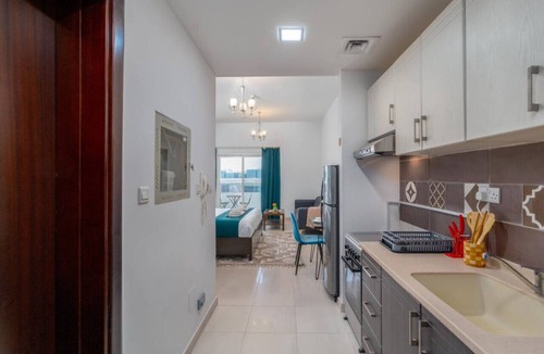 Dubai Apartment | Vacay Lettings · Walking distance to DSO business hub-Vacay Studio