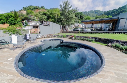 El Santuario House | Valle iris