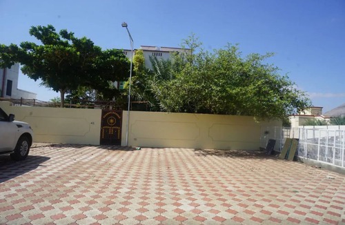 Al Hamra House | Valley Guest Villa, 7 bedrooms with private bathroom.