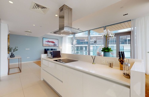Dubai Apartment | Vibrant 2BR Retreat | Modern Interior and Sea Views