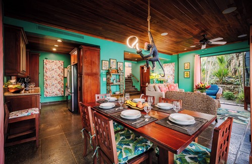 Playa Langosta House | Villa del BroDor Amor, beautiful home with access to 2 beaches Tamarindo and Langosta