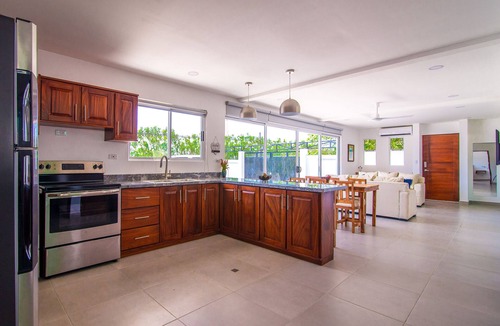 Playa Hermosa House | Villa in beautiful beach! 5 minutes from the beach.