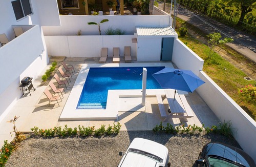 Playa Hermosa House | Villa in beautiful beach! 5 minutes from the beach.