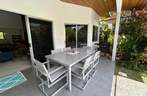 Ciudad Cortes House | Villa Mariposa - Ojochal, close to everything