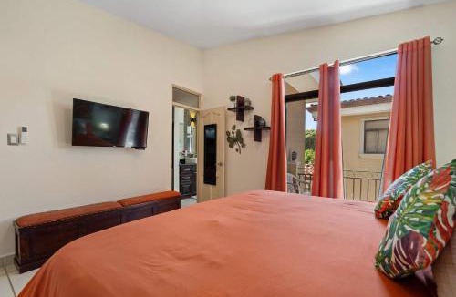 Coco House | Villa with Pool, Gated Playas del Coco Getaway