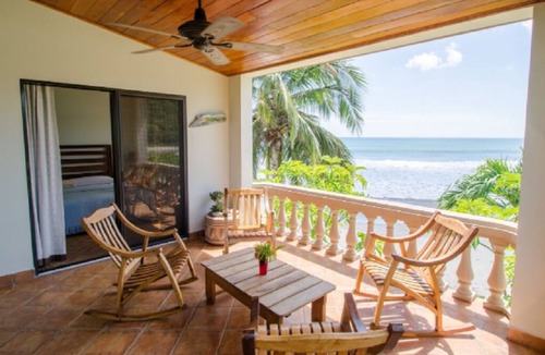 Playa Colorado Condo | Villas Iguana A4