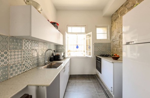 Haifa Apartment | Vintage Charm 1BR Apt with City View Balcony by Sea N' Rent