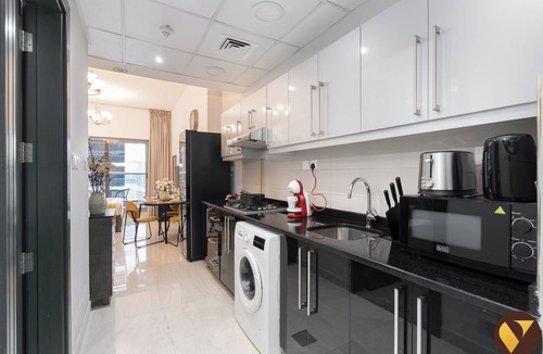 Business Bay Apartment | Vogue | Elite Business Bay Close to Downtown Dubai Mall