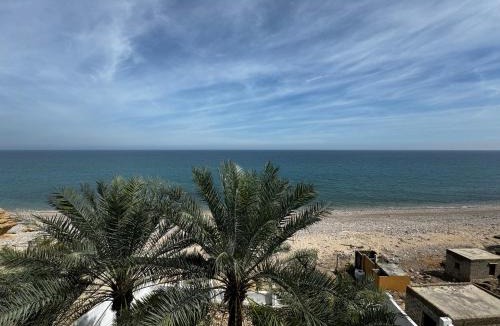 Tiwi Hotel | Wadi shab Beach home
