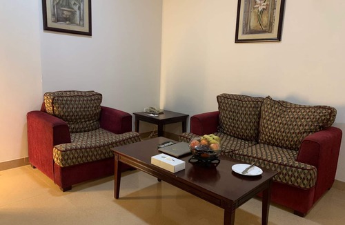 Al Khuwair Apartment | Wanasa Continental Hotel