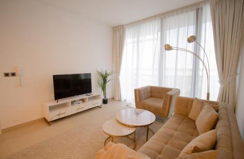 Sharjah Apartment | We are 25 Mins to Downtown Dubai
