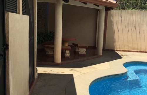 Coco Condo | Weekly Rentalf Two beds Beach, sunny Costa Rica gooo
