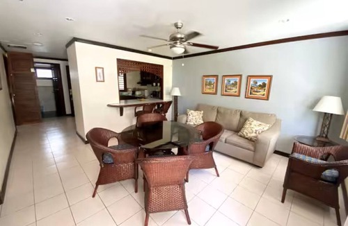 Damas Apartment | With preferential price for monkey tours