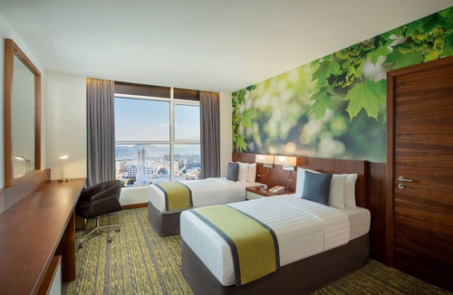 Muscat Hotel | Wyndham Garden Muscat Al Khuwair
