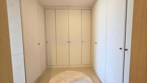 Al Hamra Village Apartment | Wynn Casino and Sea view 3-BHK Penthouse