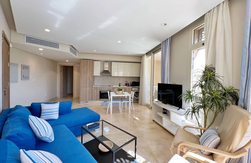 El Gouna Apartment | Xuru Stays I Sparky & Summery 2 BDR @ Mangroovy Free Beach & Pool Access