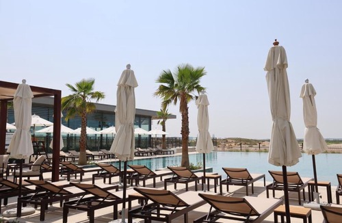 Abu Dhabi Apartment | Yas Island Luxury Resort Living w/Pool & Golf View