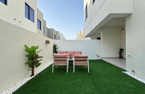 Abu Dhabi House | Yas Island Luxury Stay | 3BR w/Cozy Garden Space