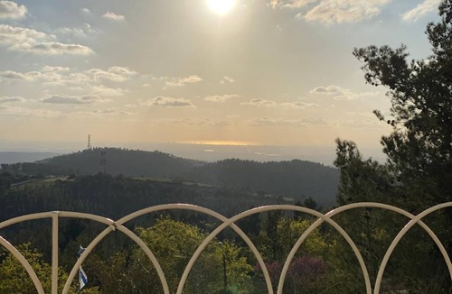 Shoresh Apartment | yellow equipment apartment with amazing view and great location