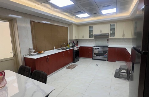 Ajman Villa | Zarina Palace Gorgeous 5-bedroom villa for families and groups