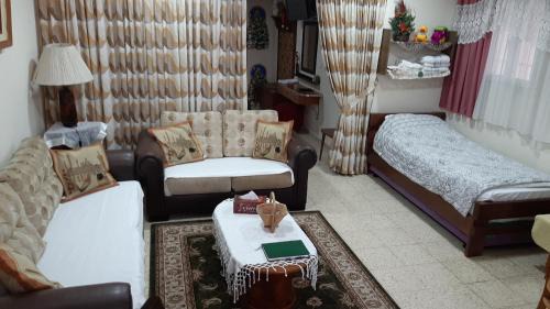 Wadi Nisnas Apartment | Zohar's Apartment