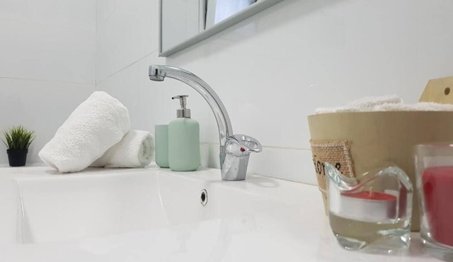 אבני החושן- Avnei Hoshen - One-Bedroom Apartment