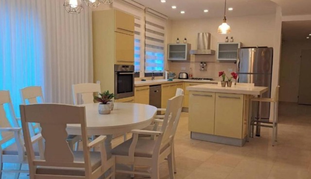 אבני החושן- Avnei Hoshen - Two Bedroom Apartment