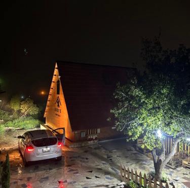أكواخ المها oryx cottage