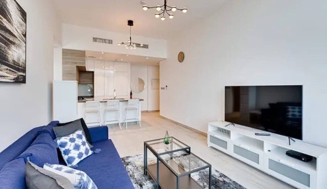 1-bedroom apartment in marvelous Sharjah with fitness room, AC, WiFi
