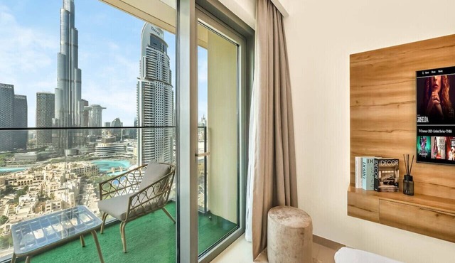 2BDR Apt LED side Burj Khalifa Views Opposite Dubai Mall