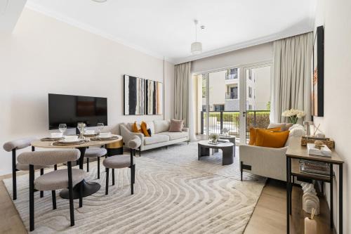 2BR La Mer Garden View Beach Access