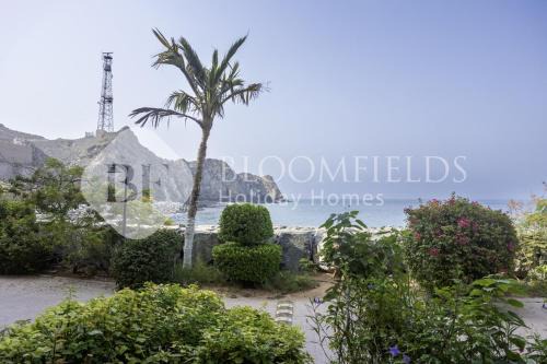 2BR plus Maids in Mina Fajer- Fujairah