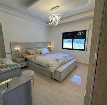 3 bed rooms apartment - 3 غرف نوم مفروشة دوار المشاغل عمان