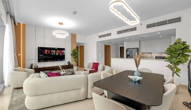 3 Bedroom in Habour Views in Creek with Modern Amenities