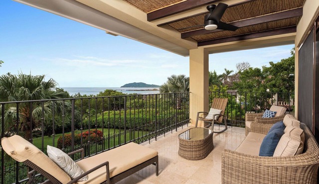 3 Bedroom Oceanfront Luxury Steps To The Sand