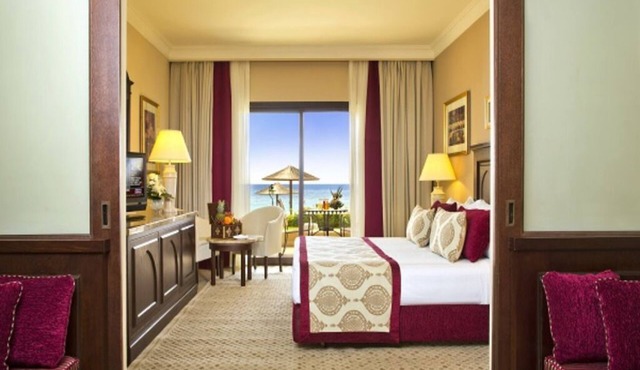 3 Rooms with Garden Views, Only Steps from the Shore and Near Al Badiyah Mosque