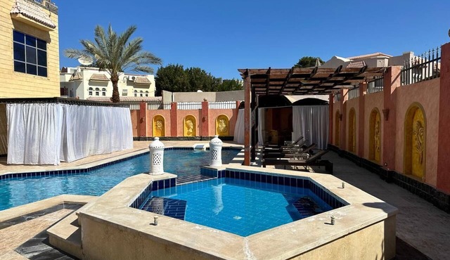 4-bedroom villa with pool in Hurghada with AC, WiFi. For your relaxing stay