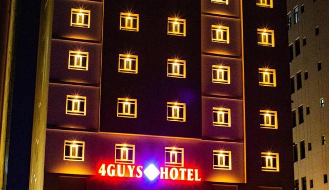 4 Guys Hotel