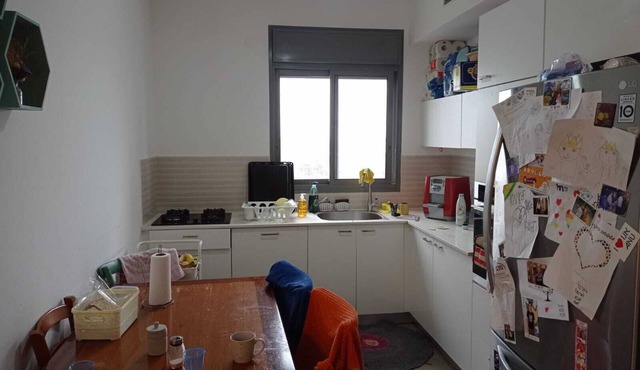4 room apartment in Tel Aviv for a short time