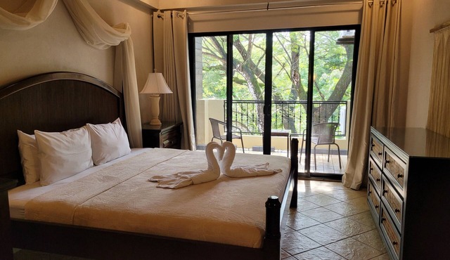 4th floor Apartment - 2 minutes walking distance to the beach!