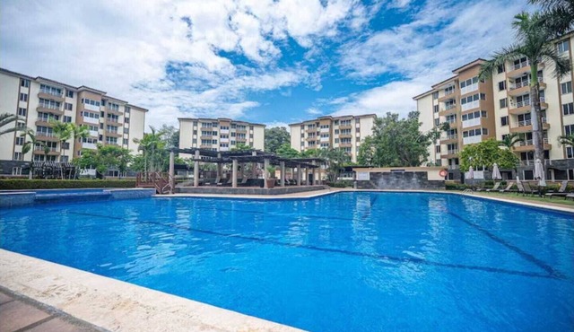 9-26 Jaco Beach Beautiful Costa Linda Condo penthouse with pool view, coworking