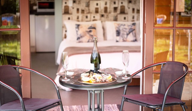 A Fantastic Location "Just a short walk down the footpath opposite to the Beach" in Snells Beach