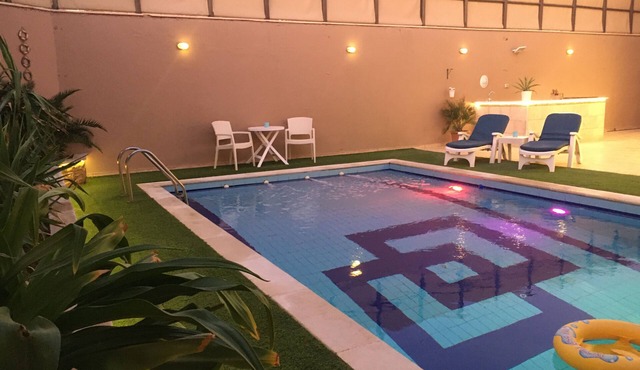 A private home-like challet ten kilometers before the Dead Sea